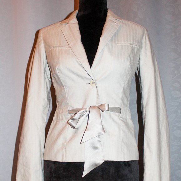 Ted Baker London Jackets & Blazers - *** HOST PICK ***  Ted Baker lightweight Blazer